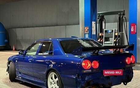 Nissan Skyline, 2000 год, 750 000 рублей, 4 фотография