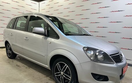 Opel Zafira B, 2013 год, 935 000 рублей, 4 фотография