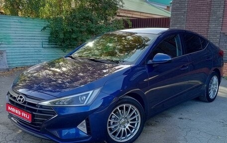 Hyundai Elantra VI рестайлинг, 2019 год, 1 800 000 рублей, 1 фотография