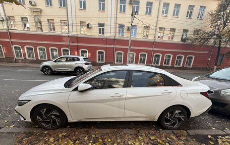 Hyundai Elantra, 2023 год, 2 500 000 рублей, 1 фотография