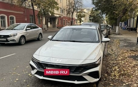 Hyundai Elantra, 2023 год, 2 500 000 рублей, 6 фотография