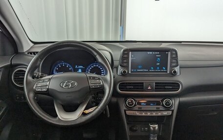 Hyundai Kona I, 2019 год, 2 600 000 рублей, 18 фотография