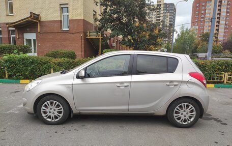 Hyundai i20 IB рестайлинг, 2009 год, 690 000 рублей, 2 фотография