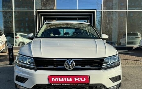 Volkswagen Tiguan II, 2020 год, 2 459 000 рублей, 2 фотография