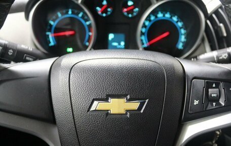 Chevrolet Cruze II, 2013 год, 900 000 рублей, 10 фотография