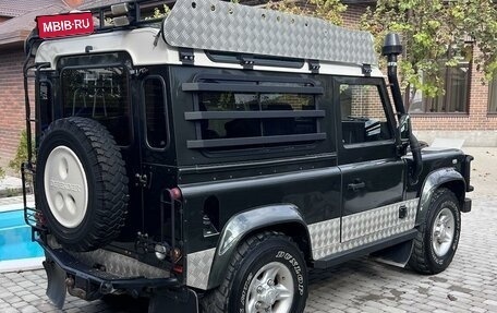 Land Rover Defender I, 2005 год, 1 800 000 рублей, 21 фотография