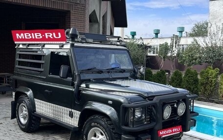 Land Rover Defender I, 2005 год, 1 800 000 рублей, 24 фотография