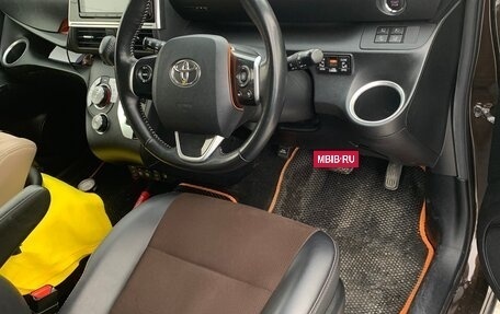 Toyota Sienta II, 2018 год, 1 850 000 рублей, 4 фотография