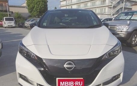 Nissan Leaf II, 2022 год, 1 300 000 рублей, 1 фотография