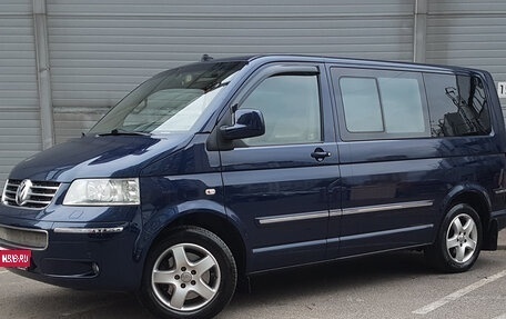 Volkswagen Multivan T5, 2008 год, 2 069 000 рублей, 1 фотография