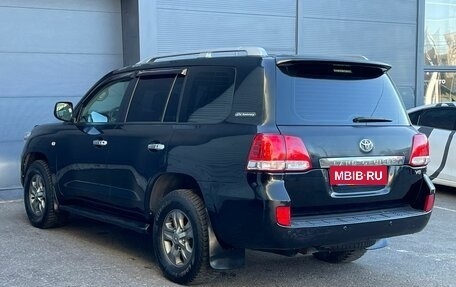 Toyota Land Cruiser 200, 2011 год, 2 295 000 рублей, 3 фотография