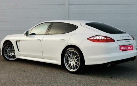 Porsche Panamera II рестайлинг, 2009 год, 4 фотография