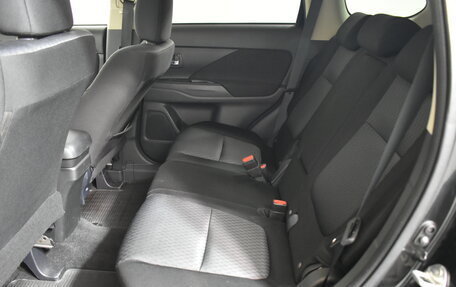 Mitsubishi Outlander III рестайлинг 3, 2012 год, 1 399 000 рублей, 14 фотография