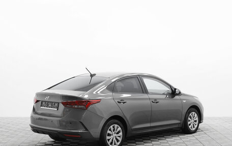 Hyundai Solaris II рестайлинг, 2021 год, 1 676 000 рублей, 2 фотография