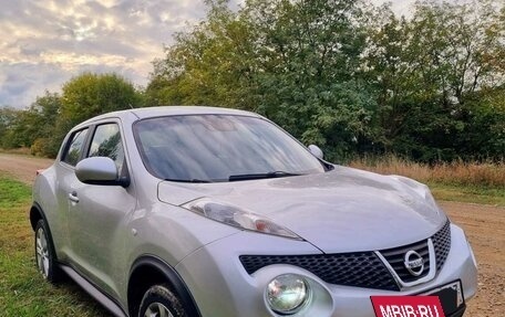 Nissan Juke II, 2013 год, 1 090 000 рублей, 9 фотография