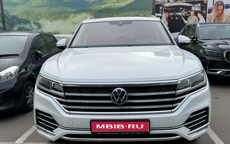 Volkswagen Touareg III, 2021 год, 8 400 000 рублей, 1 фотография