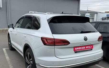 Volkswagen Touareg III, 2021 год, 8 400 000 рублей, 5 фотография