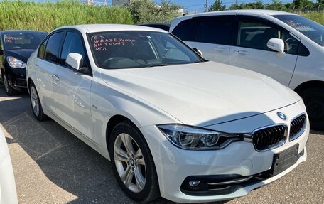 BMW 3 серия, 2017 год, 1 750 000 рублей, 3 фотография