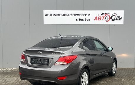 Hyundai Solaris II рестайлинг, 2011 год, 1 100 000 рублей, 6 фотография