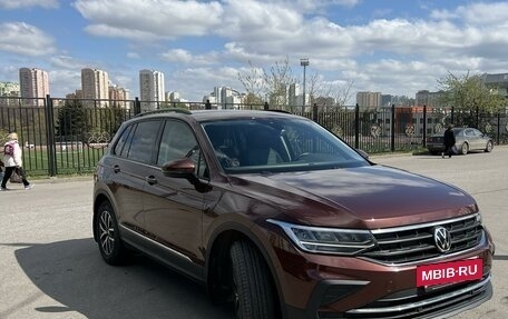 Volkswagen Tiguan II, 2021 год, 3 200 000 рублей, 10 фотография