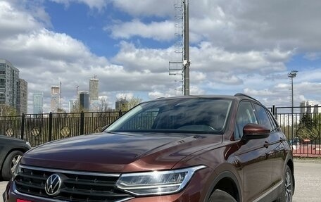 Volkswagen Tiguan II, 2021 год, 3 200 000 рублей, 7 фотография