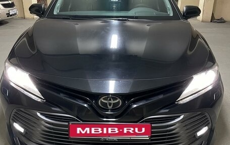 Toyota Camry, 2018 год, 2 950 000 рублей, 2 фотография