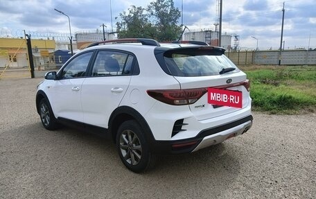 KIA Rio IV, 2021 год, 1 850 000 рублей, 3 фотография