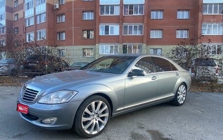 Mercedes-Benz S-Класс, 2006 год, 1 350 000 рублей, 1 фотография