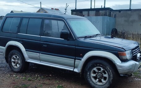 Mitsubishi Pajero III рестайлинг, 1995 год, 220 000 рублей, 2 фотография