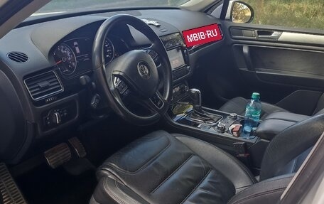 Volkswagen Touareg III, 2012 год, 2 700 000 рублей, 4 фотография