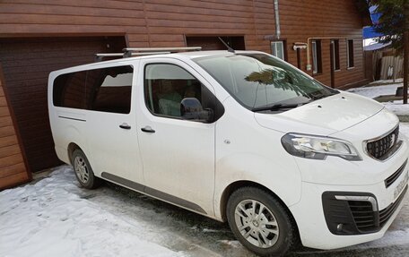 Peugeot Traveller I, 2020 год, 3 300 000 рублей, 2 фотография