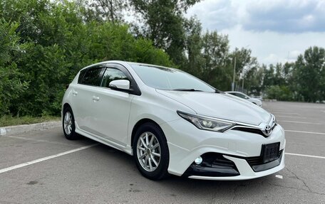 Toyota Auris II, 2017 год, 1 575 000 рублей, 3 фотография