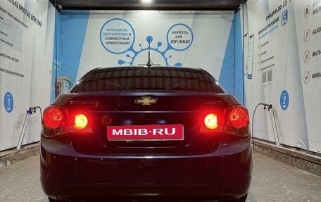 Chevrolet Cruze II, 2009 год, 710 000 рублей, 8 фотография