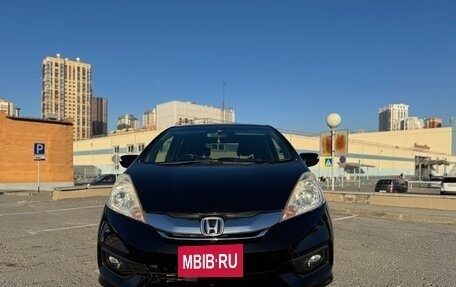 Honda Fit Shuttle I рестайлинг, 2013 год, 1 250 000 рублей, 30 фотография