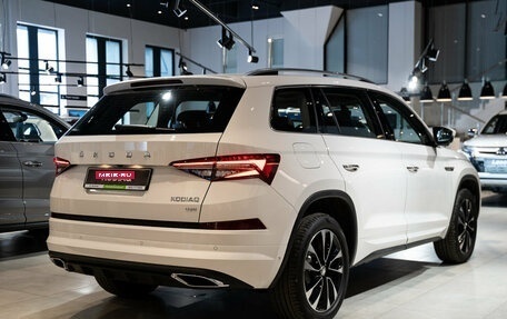 Skoda Kodiaq I, 2024 год, 5 250 000 рублей, 5 фотография