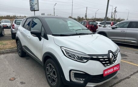 Renault Kaptur I рестайлинг, 2022 год, 2 050 000 рублей, 1 фотография