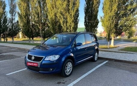 Volkswagen Touran III, 2007 год, 740 000 рублей, 1 фотография