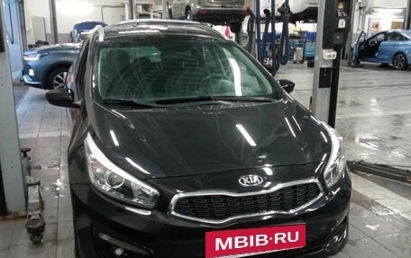 KIA cee'd III, 2017 год, 1 370 000 рублей, 2 фотография