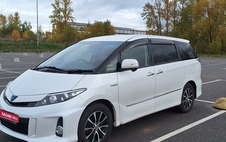 Toyota Estima III рестайлинг -2, 2015 год, 2 250 000 рублей, 1 фотография