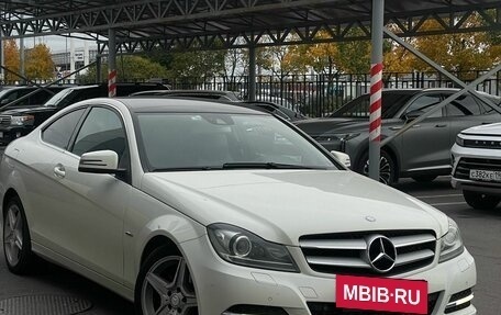 Mercedes-Benz C-Класс, 2011 год, 1 545 000 рублей, 2 фотография