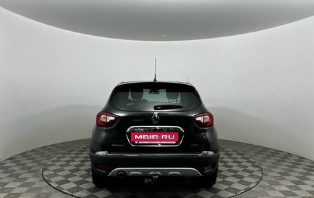 Renault Kaptur I рестайлинг, 2018 год, 1 839 000 рублей, 6 фотография