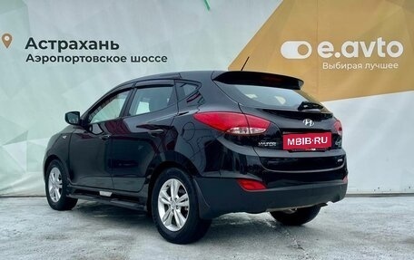 Hyundai ix35 I рестайлинг, 2013 год, 1 150 000 рублей, 2 фотография