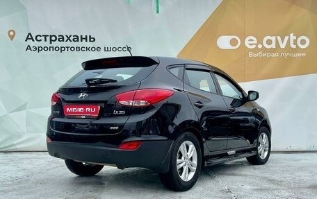 Hyundai ix35 I рестайлинг, 2013 год, 1 150 000 рублей, 4 фотография