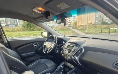 Hyundai ix35 I рестайлинг, 2010 год, 1 200 000 рублей, 9 фотография