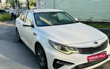 KIA K5 II, 2018 год, 2 150 000 рублей, 2 фотография