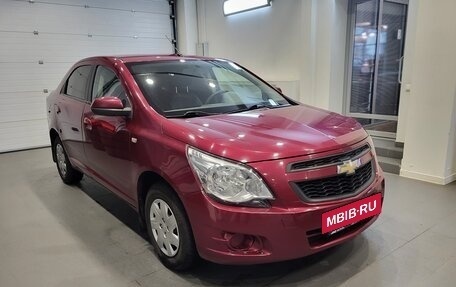 Chevrolet Cobalt II, 2014 год, 711 000 рублей, 2 фотография