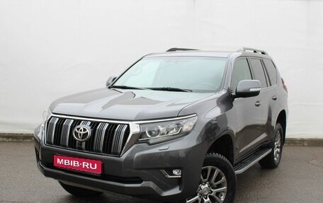 Toyota Land Cruiser Prado 150 рестайлинг 2, 2019 год, 5 250 000 рублей, 1 фотография