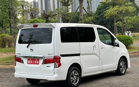 Nissan NV200, 2017 год, 1 815 000 рублей, 6 фотография