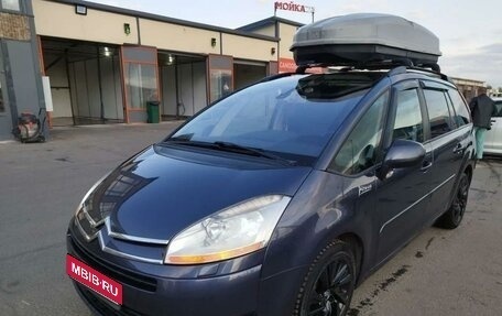 Citroen C4 Picasso II рестайлинг, 2010 год, 980 000 рублей, 1 фотография