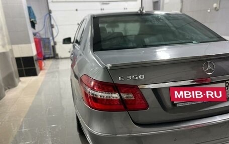 Mercedes-Benz E-Класс, 2011 год, 1 550 000 рублей, 8 фотография